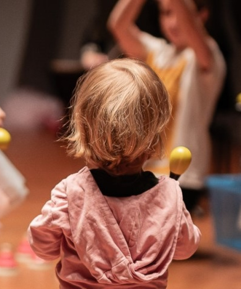 dziecko na estradzie NOSPR